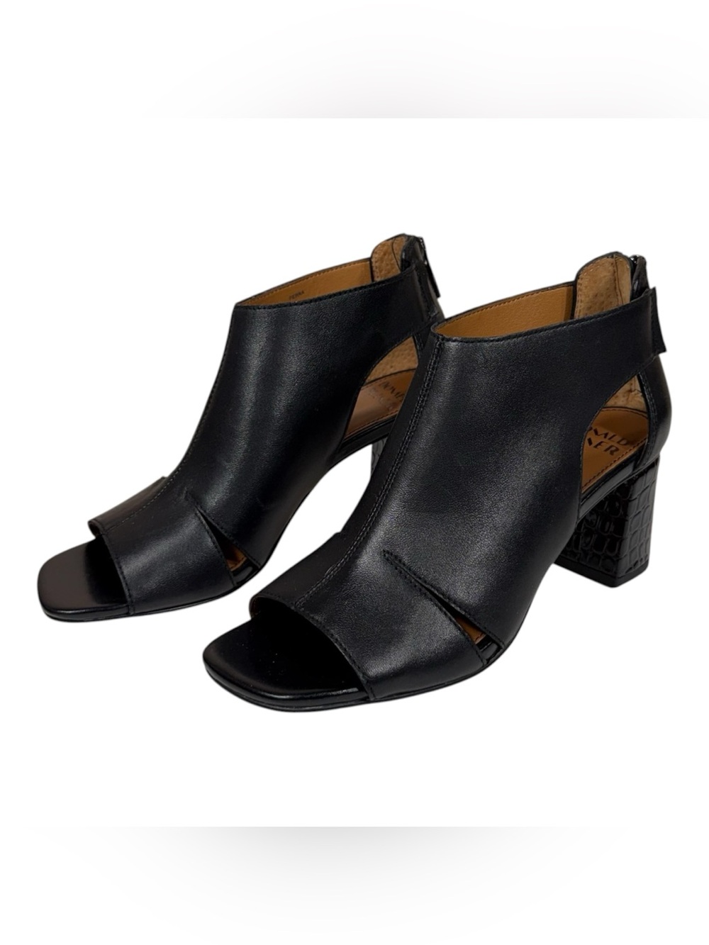 NEW Without Box Donald Pliner Perra Black Heeled Peep Toe Sandals Size 6M